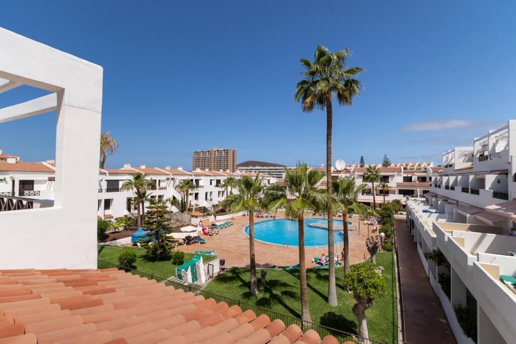 Apartamento Con 2 Terrazas En Los Cristianos 洛斯克里斯蒂亚诺斯 外观 照片