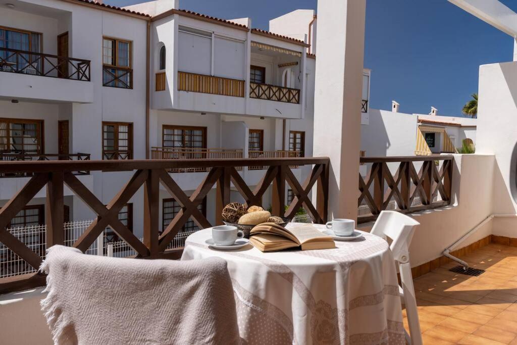 Apartamento Con 2 Terrazas En Los Cristianos 洛斯克里斯蒂亚诺斯 外观 照片