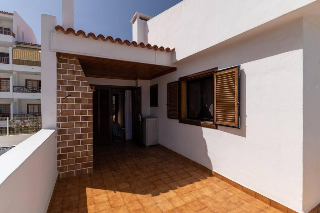 Apartamento Con 2 Terrazas En Los Cristianos 洛斯克里斯蒂亚诺斯 外观 照片