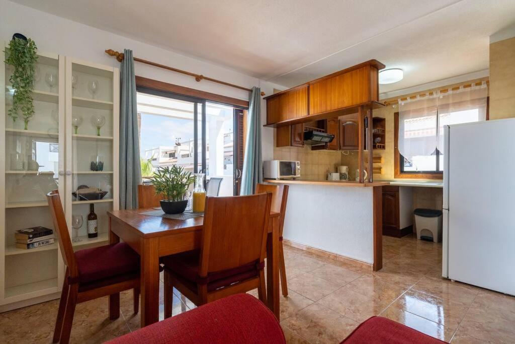 Apartamento Con 2 Terrazas En Los Cristianos 洛斯克里斯蒂亚诺斯 外观 照片